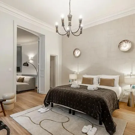 21operalouvreparis022bedroomsac *